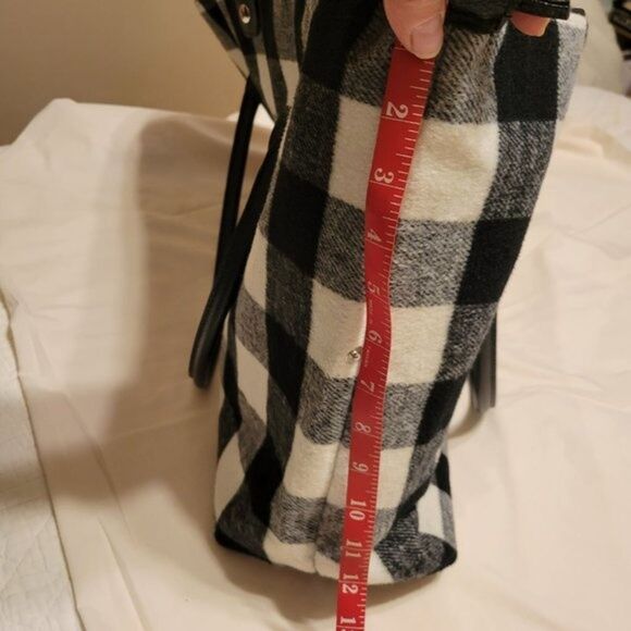 Weekender 2 piece set Black Plaid large tote small handbag - Picture 8 of 12